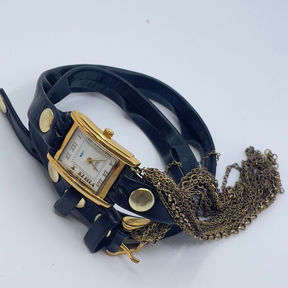 La Met Watch Bracelet - Picture 4 of 8